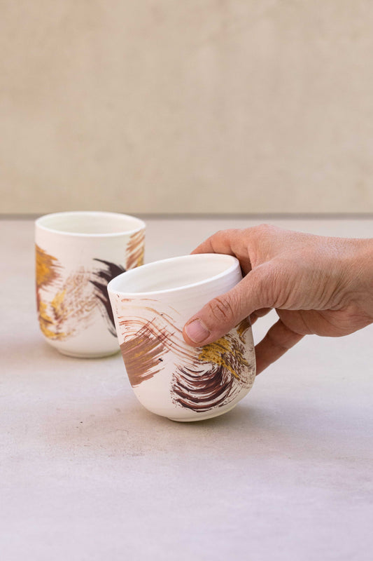 כוס פורצלן מצופה בחרסית יפנית