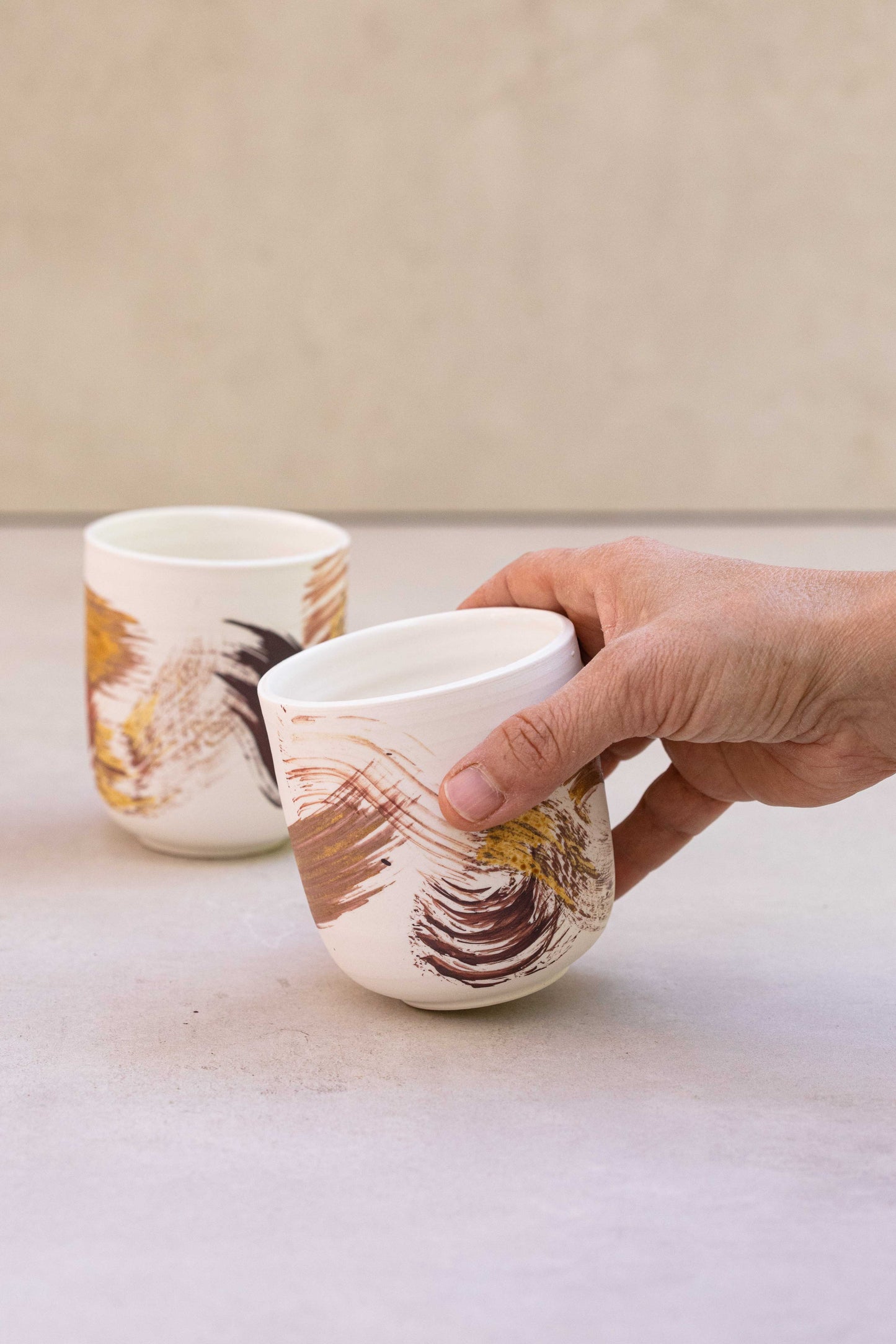 כוס פורצלן מצופה בחרסית יפנית