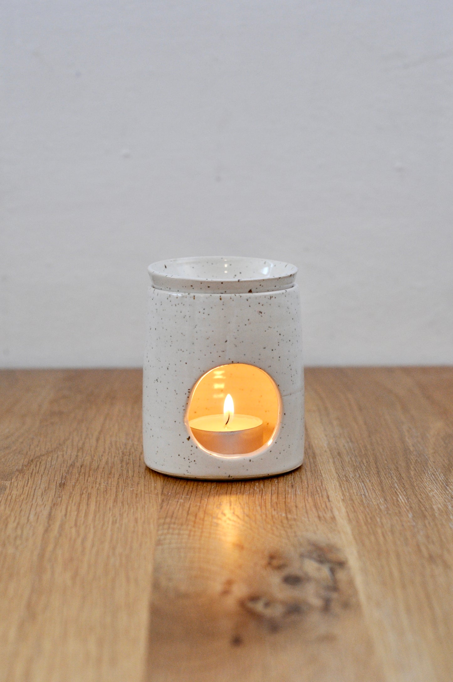 מבער שמנים אתריים