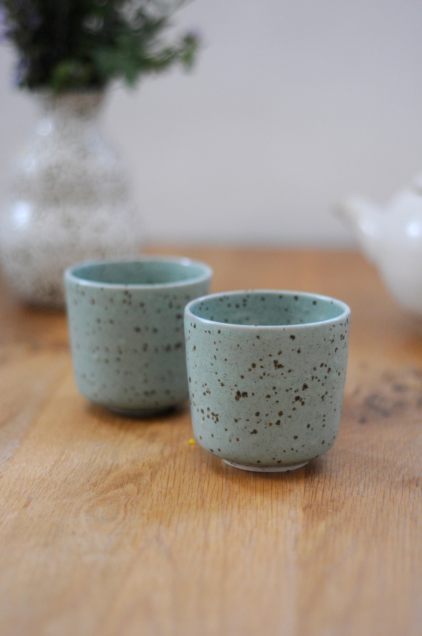 כוס מקרמיקה מנוקדת בבזלת טחונה - כחול