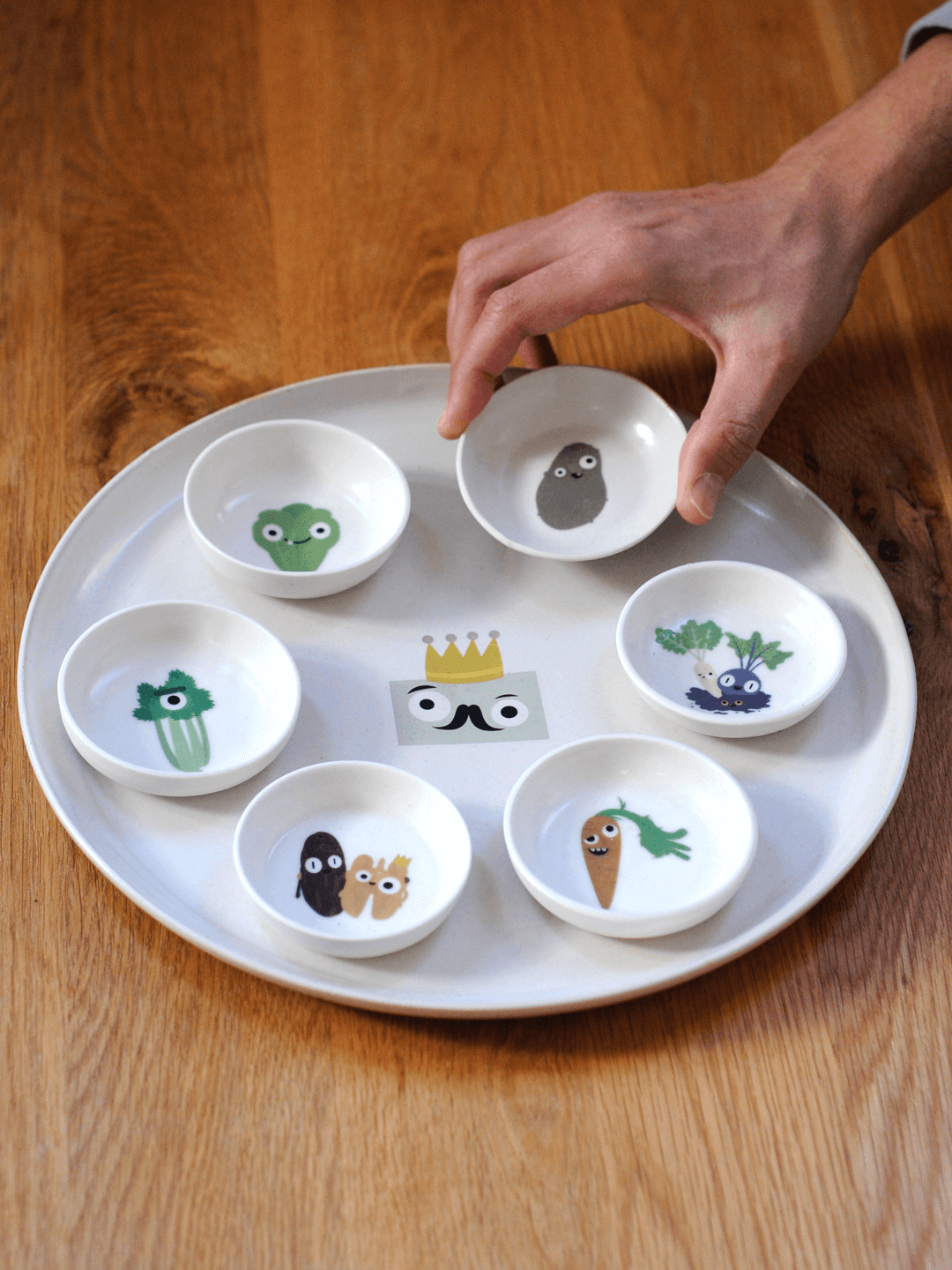 צלחת פסח מן הצומח